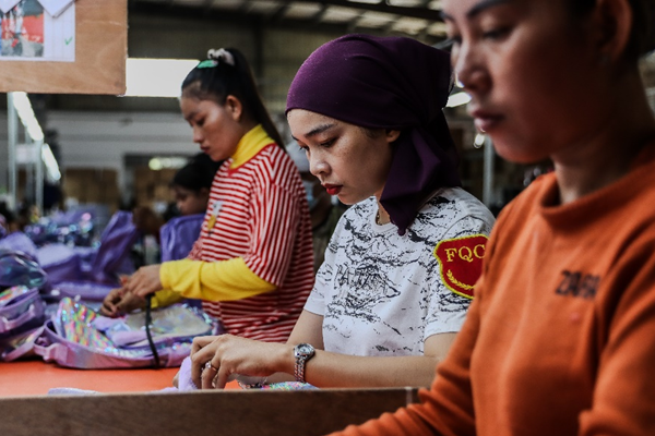 Beyond cash: How digital wages boost productivity and empower workers’ lives in Cambodia’s factories