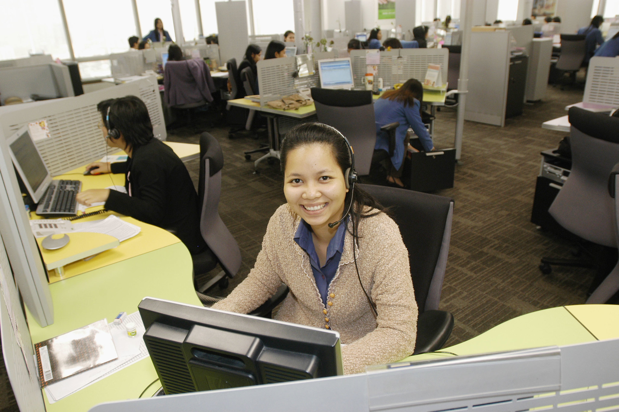 Earned Wage Access (EWA) explained – Rethinking wage access in the digital economy